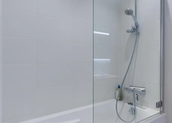 Chic Republique Centre *